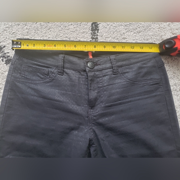 ONLY gray pants size S. - Picture 4 of 6